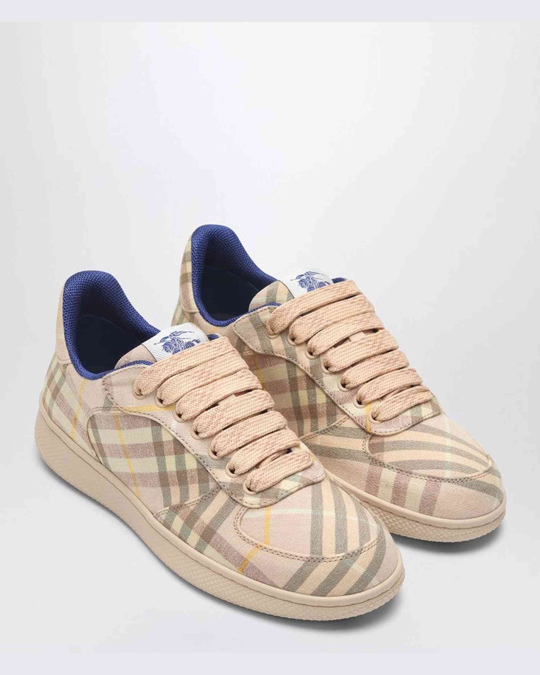 Burberry Light Pink Sneaker Terrace Glam Steals