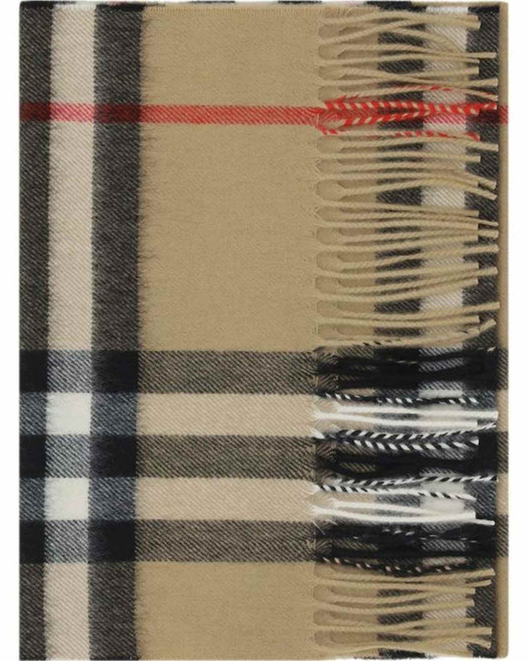 Burberry Scarf Glam Steals