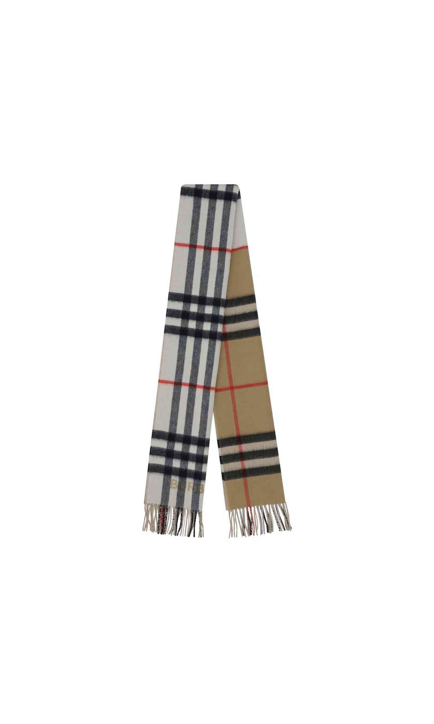 Burberry Scarf Glam Steals