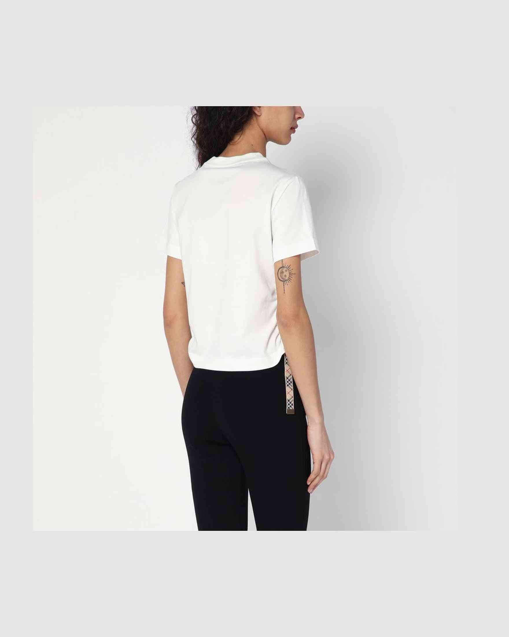 Burberry White T-shirt with Check Pattern Detail Glam Steals