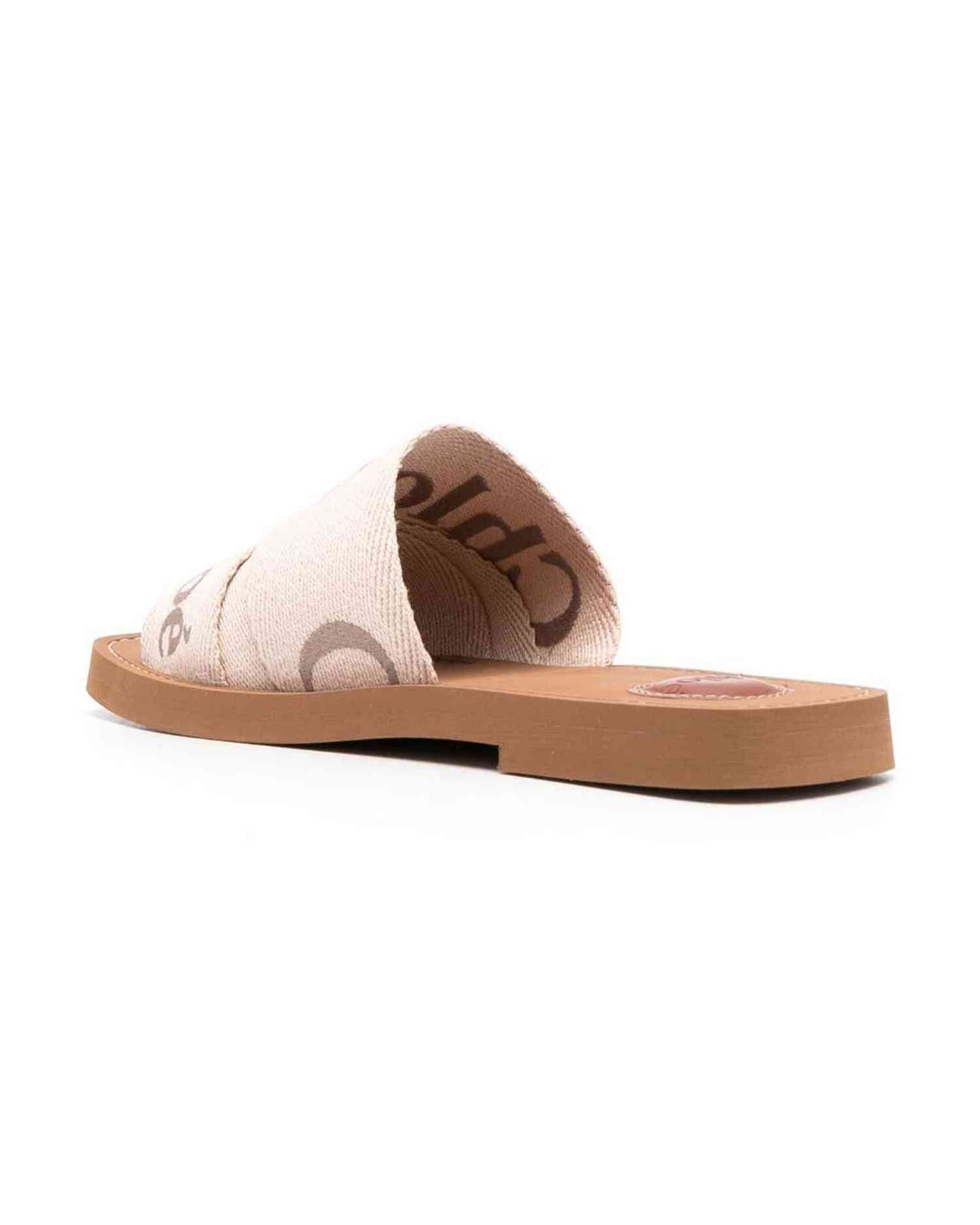 Chloé Beige Sandals Glam Steals
