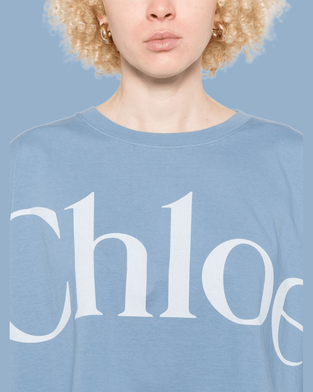 Chloé Clear Blue T-shirt and Polo Glam Steals