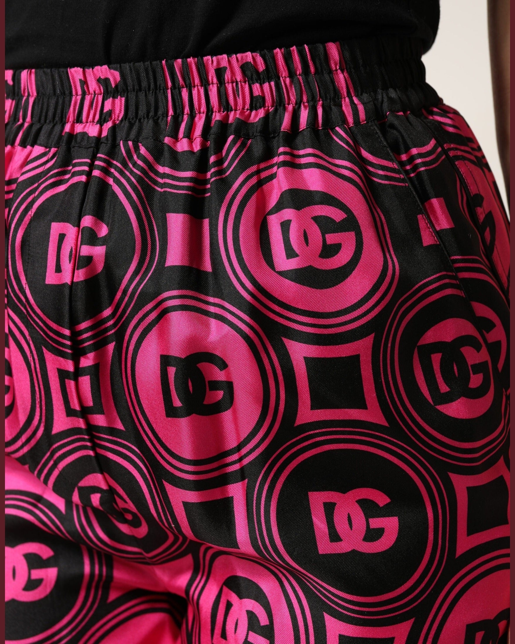 Dolce & Gabbana Black Silk Fuchsia Logo Elastic Waist Shorts Glam Steals