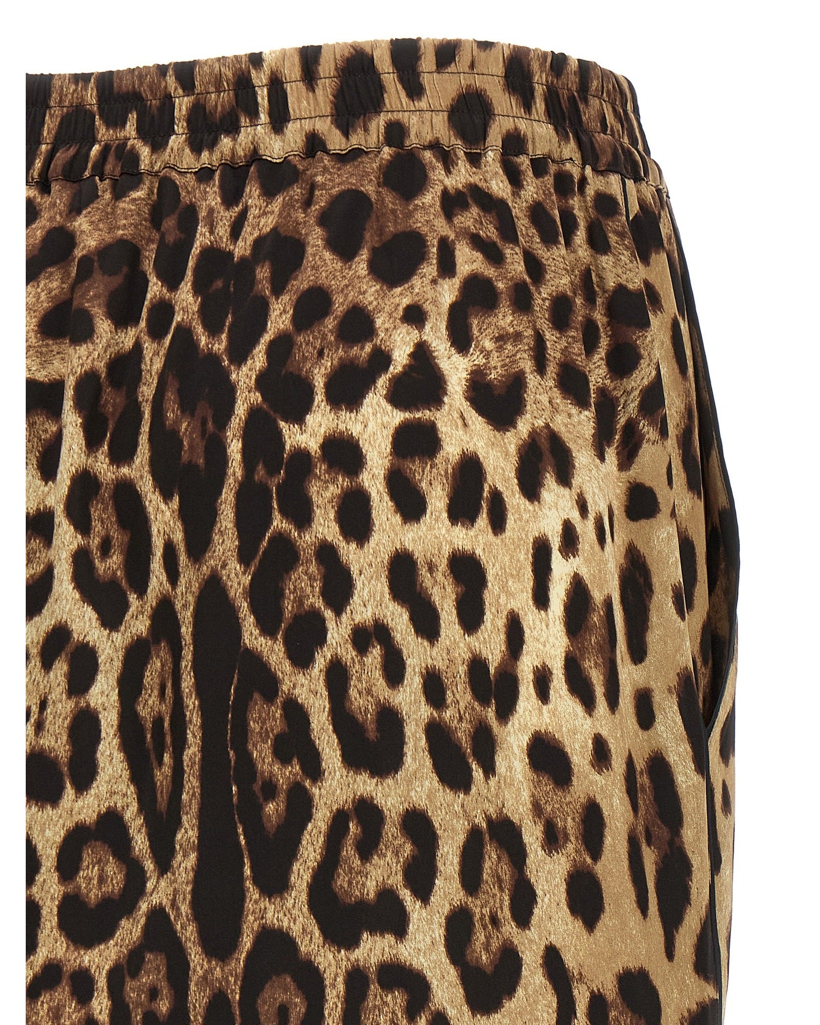 Dolce & Gabbana Leopard Shorts Glam Steals