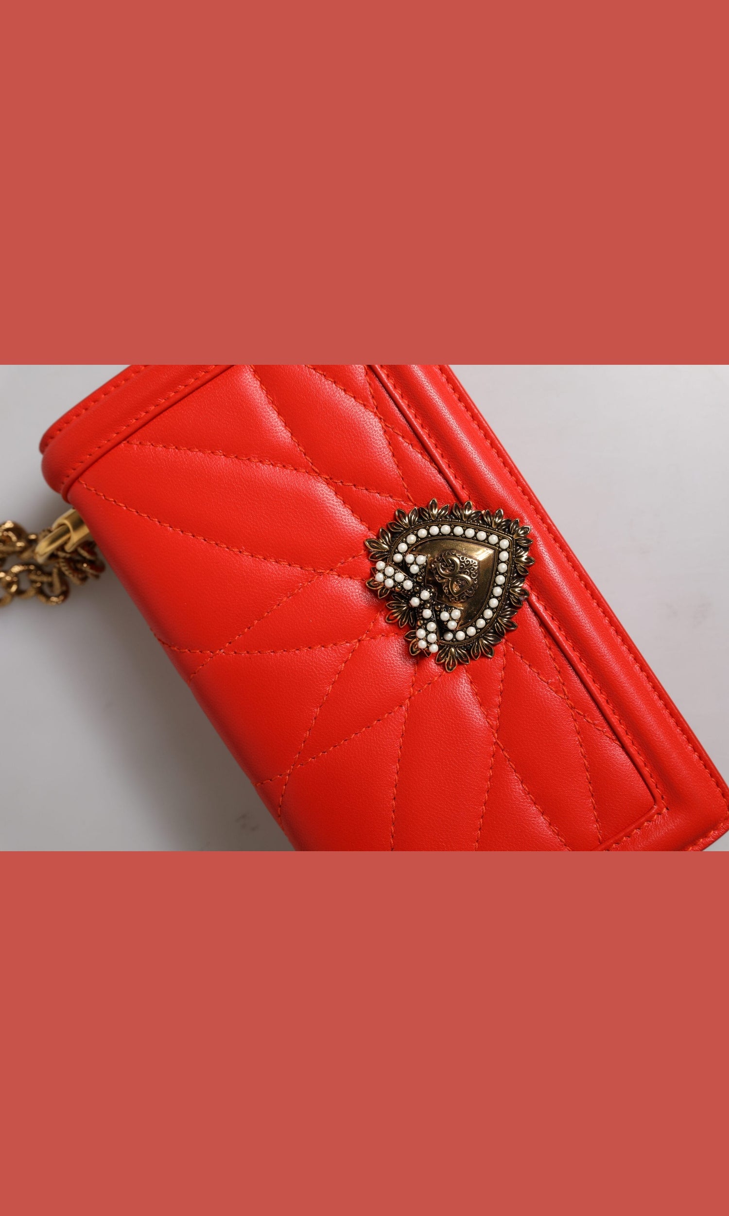 Dolce & Gabbana Red Quilted Devotion Crossbody Chain Phone Cover Bag Glam Steals