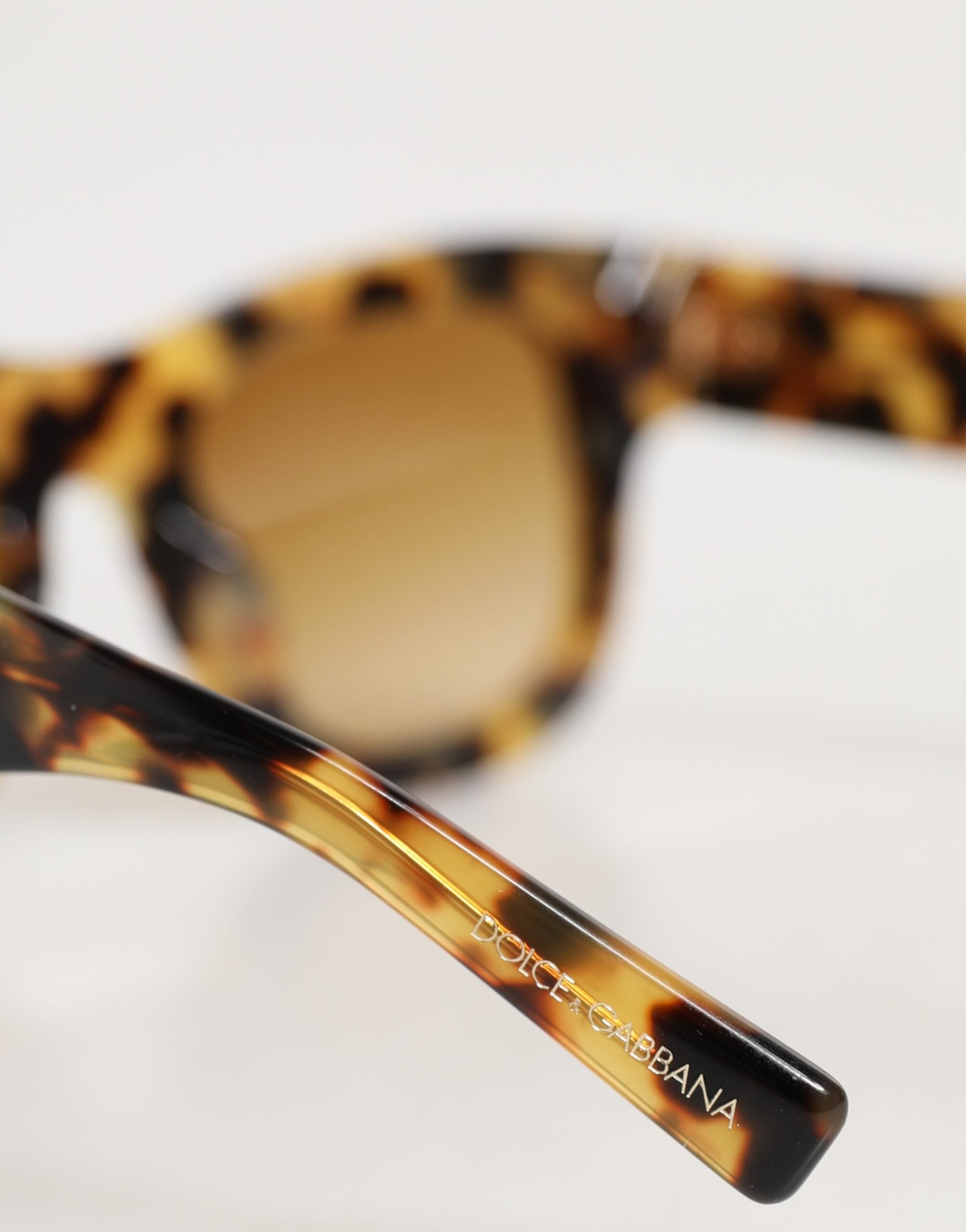 Dolce & Gabbana White Tortoiseshell Gradient Shades Sunglasses Glam Steals