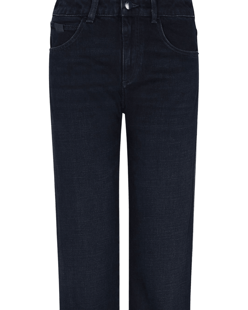 Emporio Armani Blue Jeans Glam Steals