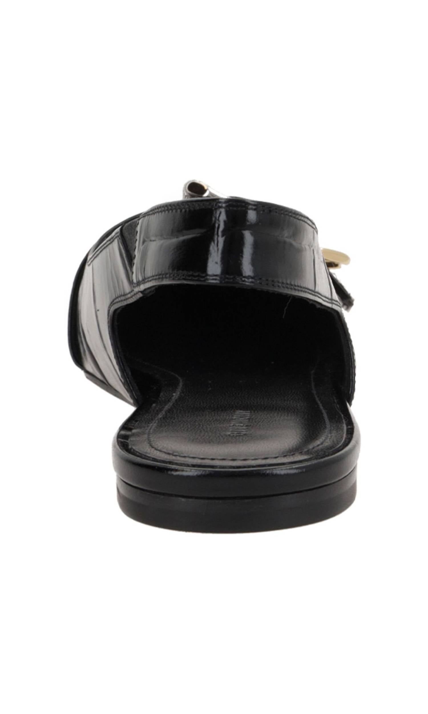 Givenchy Voyou Ballerinas Glam Steals