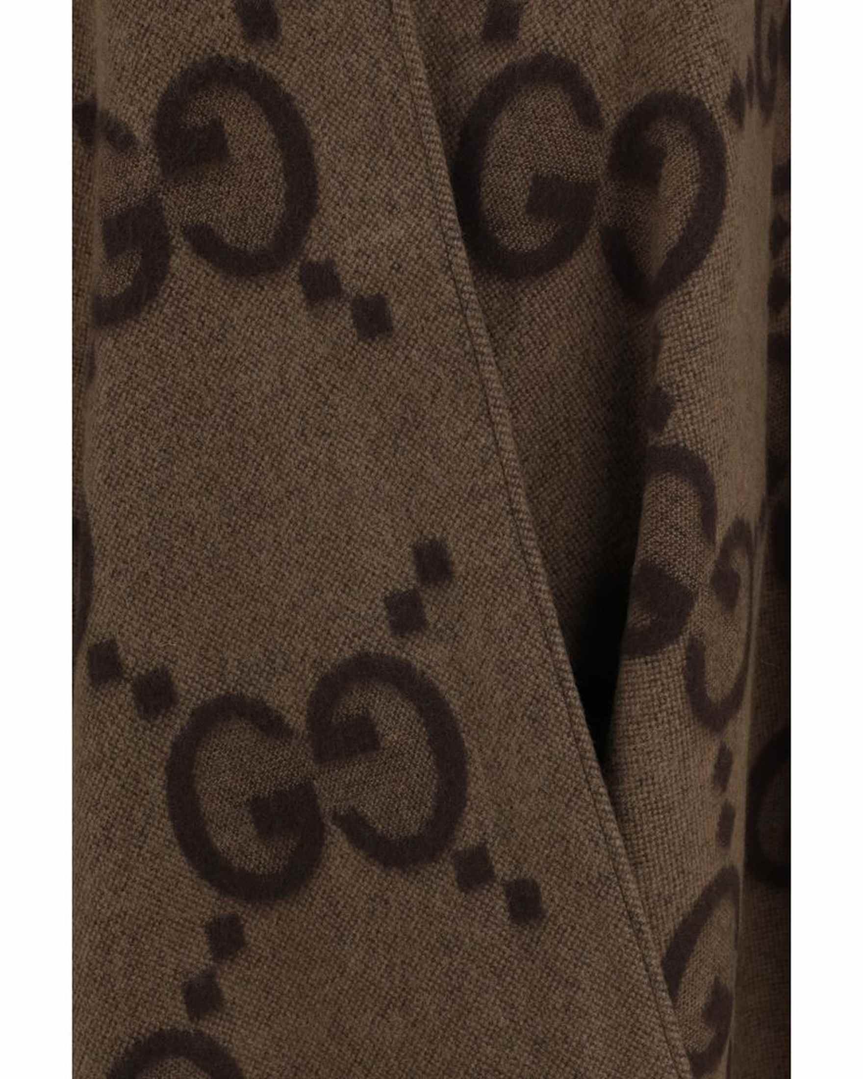 Gucci Cashmere Cape Glam Steals