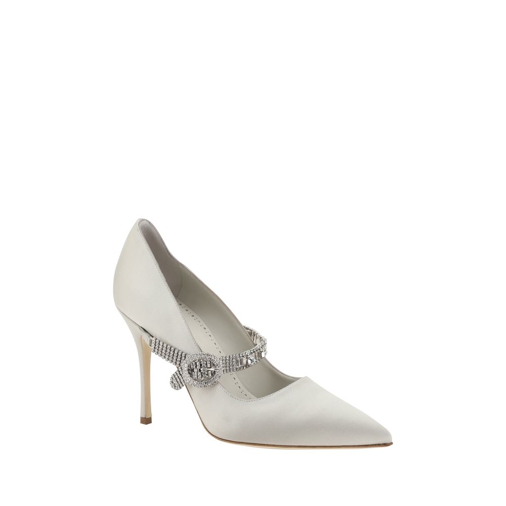 Manolo Blahnik Hamedi Pumps Glam Steals
