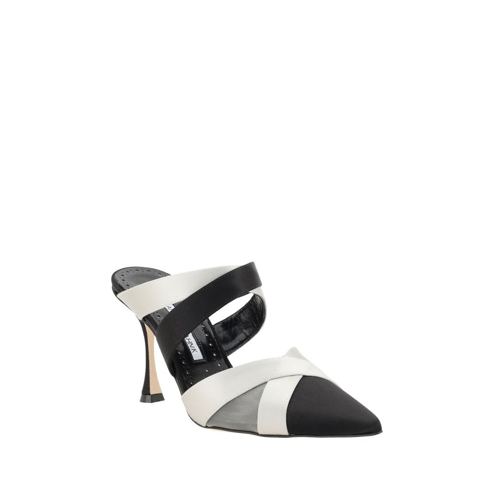 Manolo Blahnik Oyounak Pumps Glam Steals