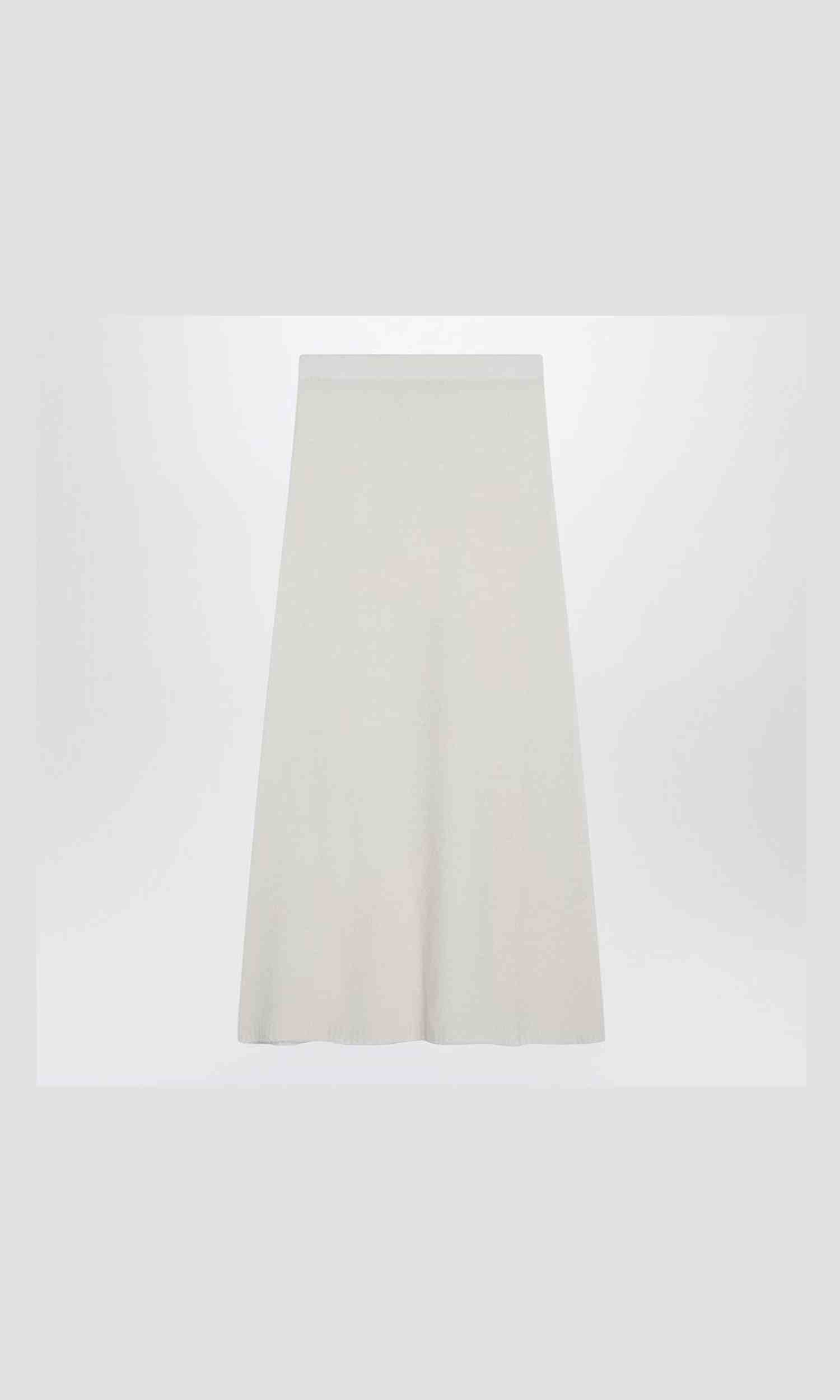 Max Mara Ivory Skirt in Stretch Cashmere Knit Glam Steals