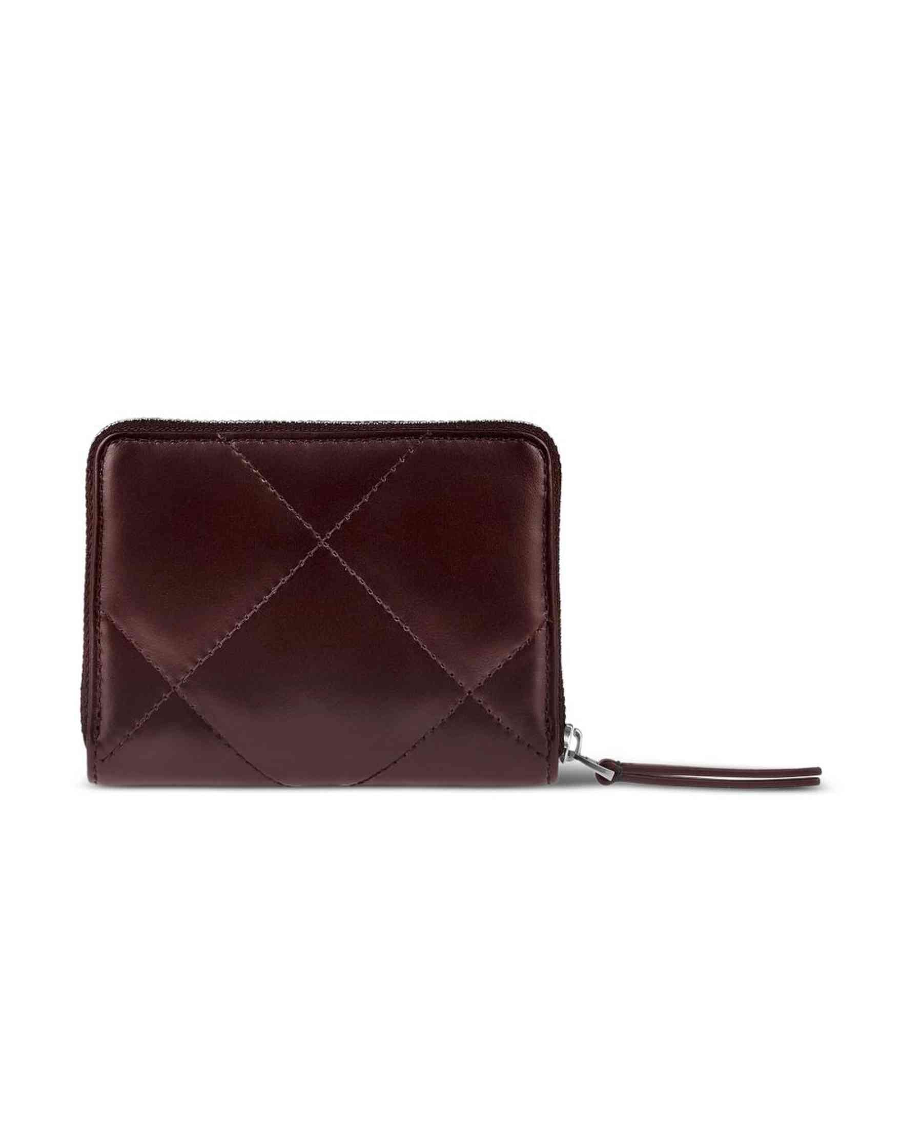 Tory Burch Kira Small Wallet with Diamond Quilting and Full Zip Closure Glam Steals