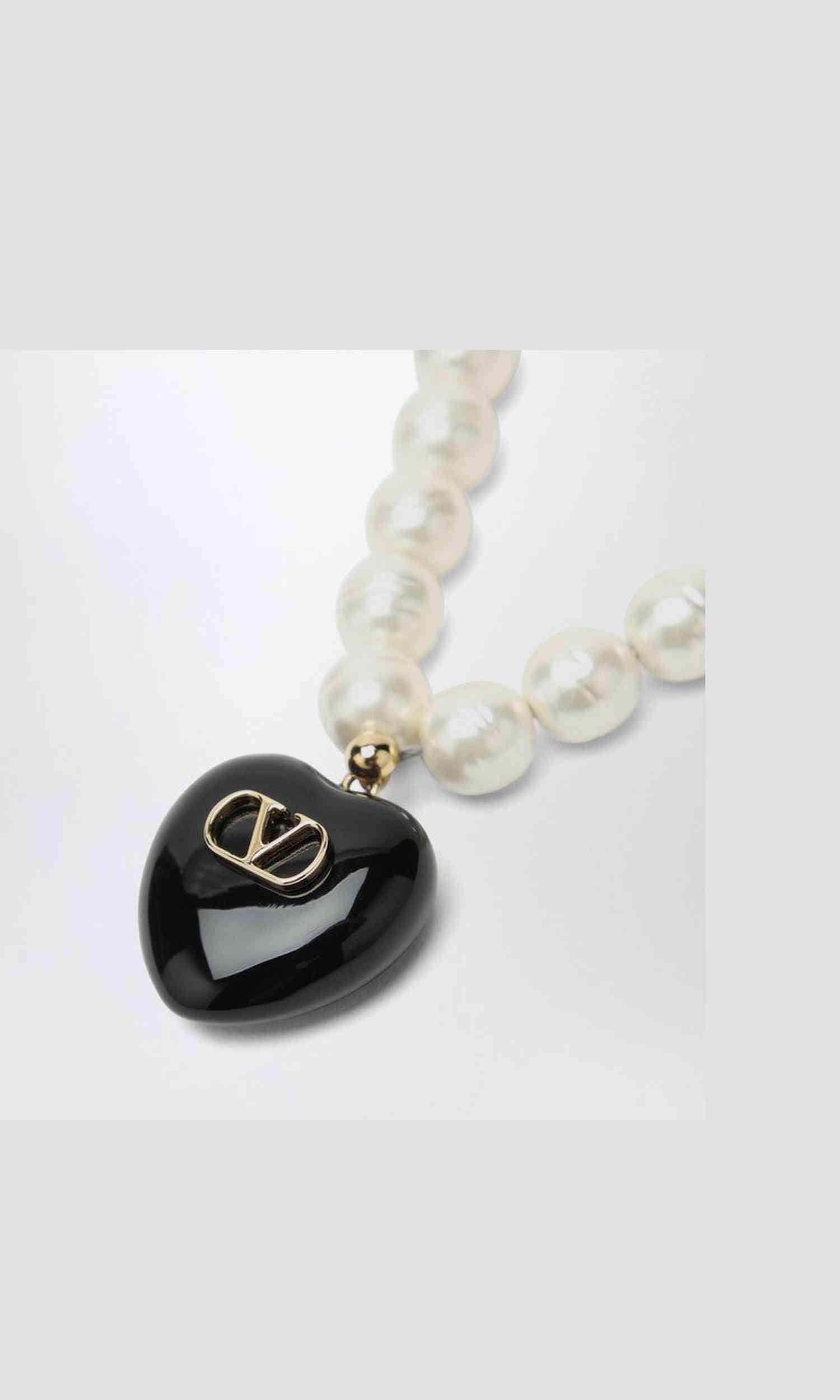 Valentino Black Garavani Coeur Royal Pearl Necklace Glam Steals