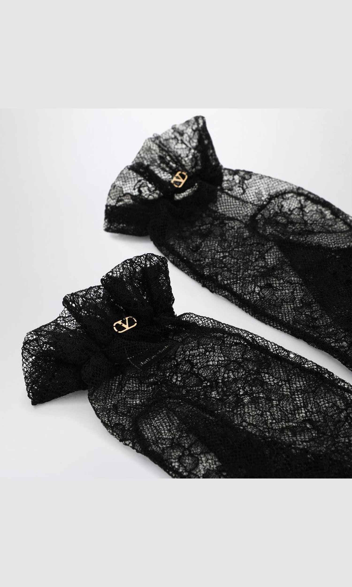 Valentino Black Lace Garavani Vlogo Signature Gloves Glam Steals