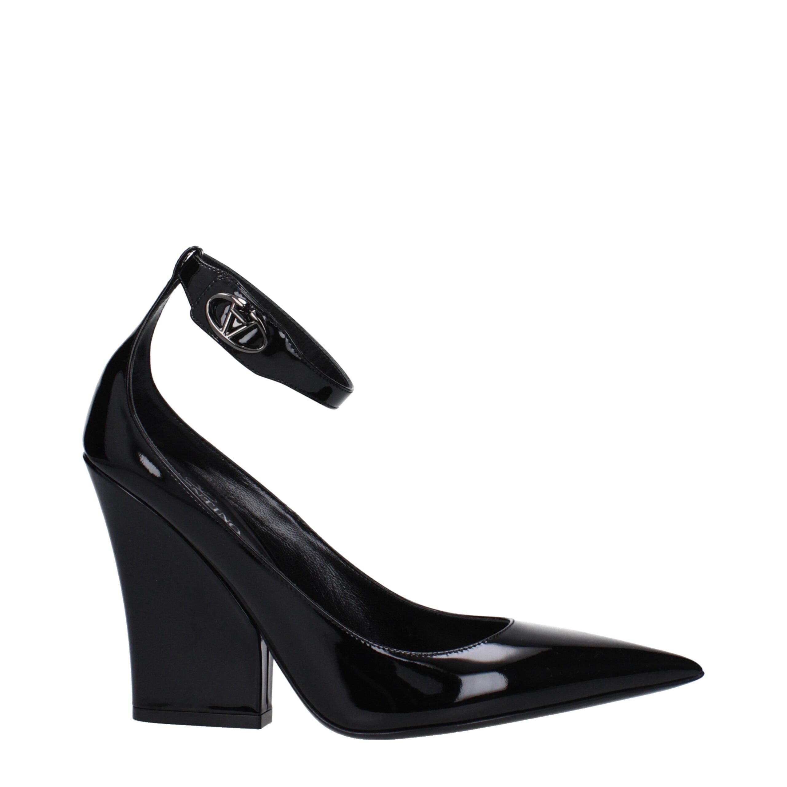 Valentino Garavani Black Leather Platforms Pumps Glam Steals