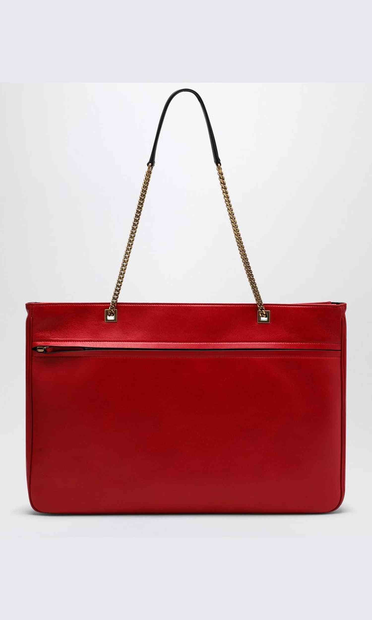 Valentino Garavani Large Viva Superstar Bag Red/black Glam Steals