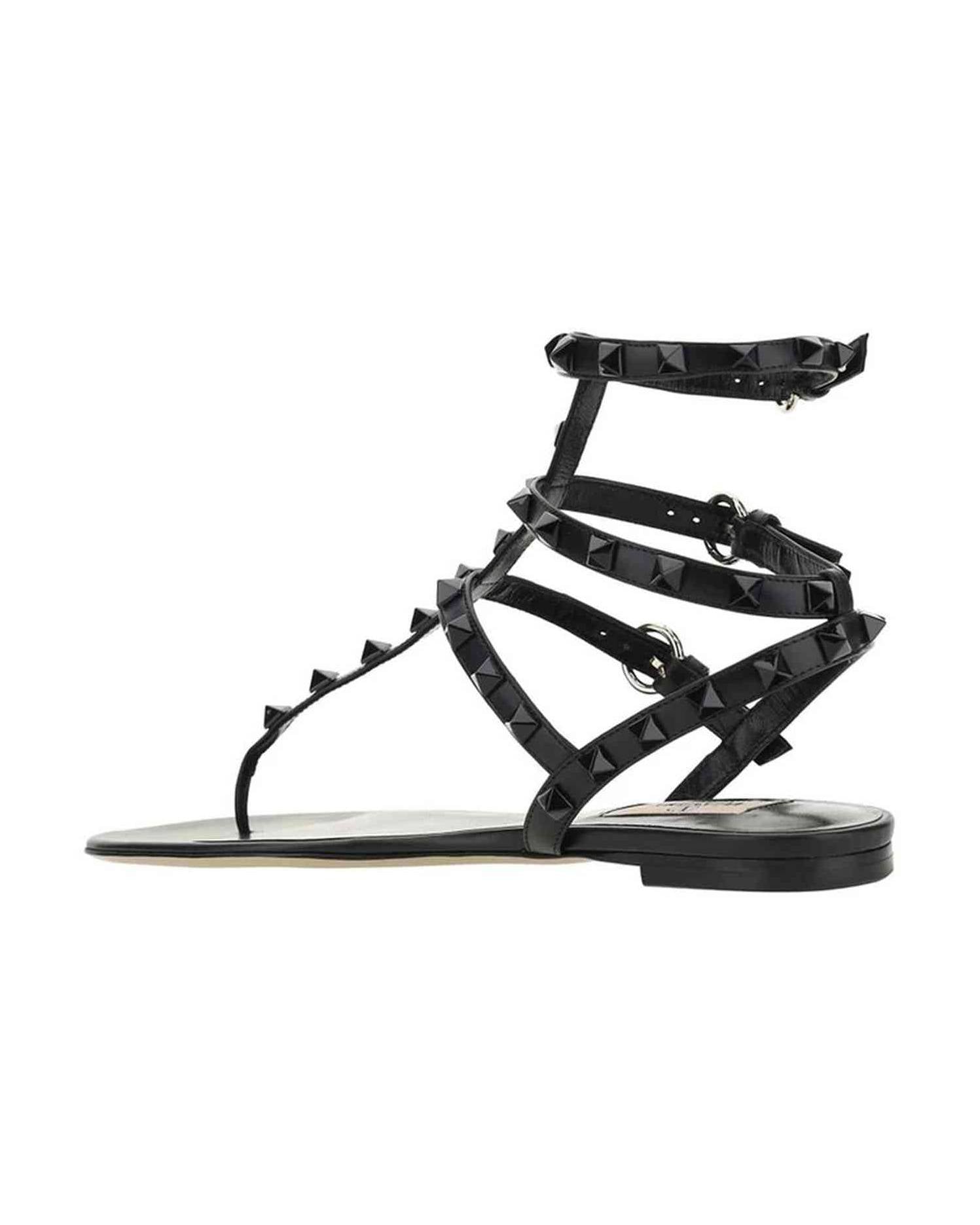 Valentino Garavani Rockstud Flip Flop Sandlas Glam Steals