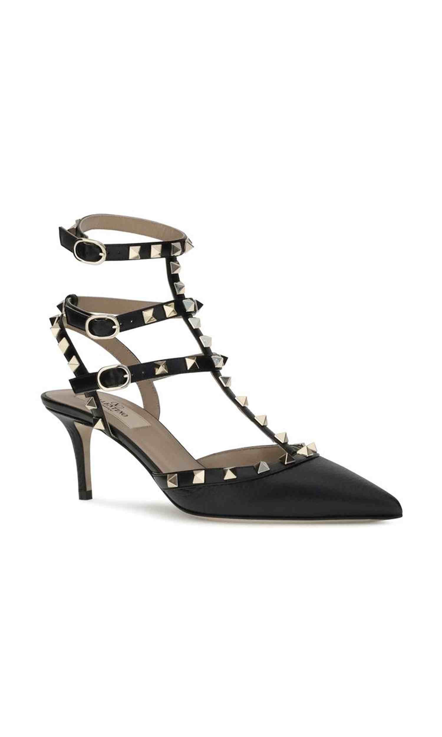 Valentino Garavani Rockstud Pumps Glam Steals