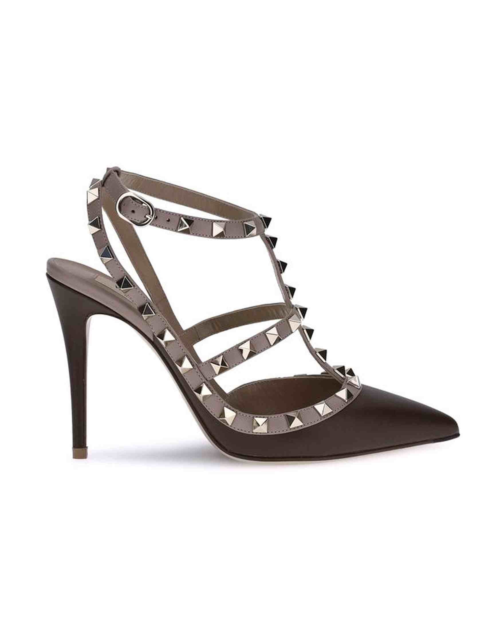 Valentino Garavani Rockstud Pumps Glam Steals