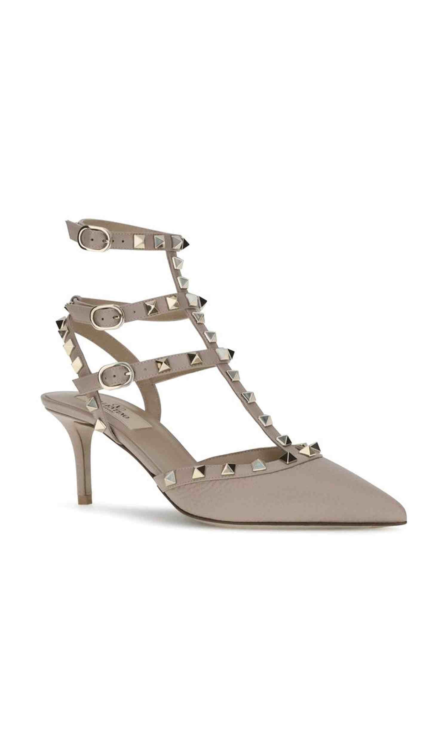 Valentino Garavani Rockstud Pumps Glam Steals