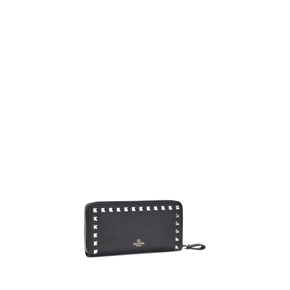 Valentino Garavani Rockstud Wallet Glam Steals