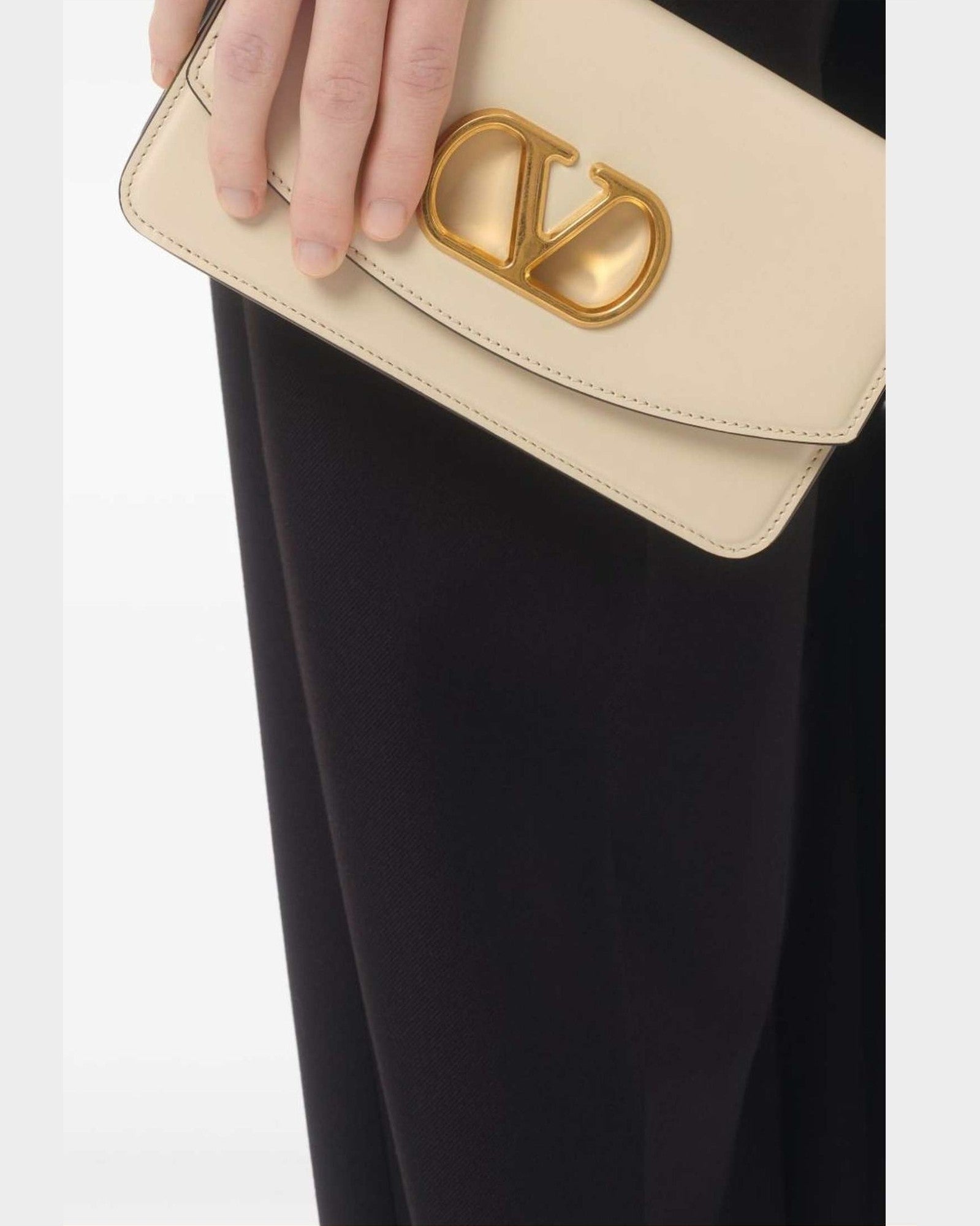Valentino Garavani Vain Clutch in Shiny Calfskin Glam Steals