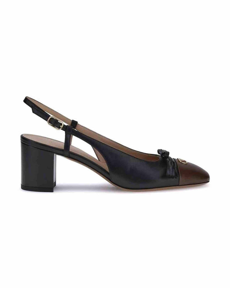 Valentino Garavani Valet Du Roi Pumps Glam Steals