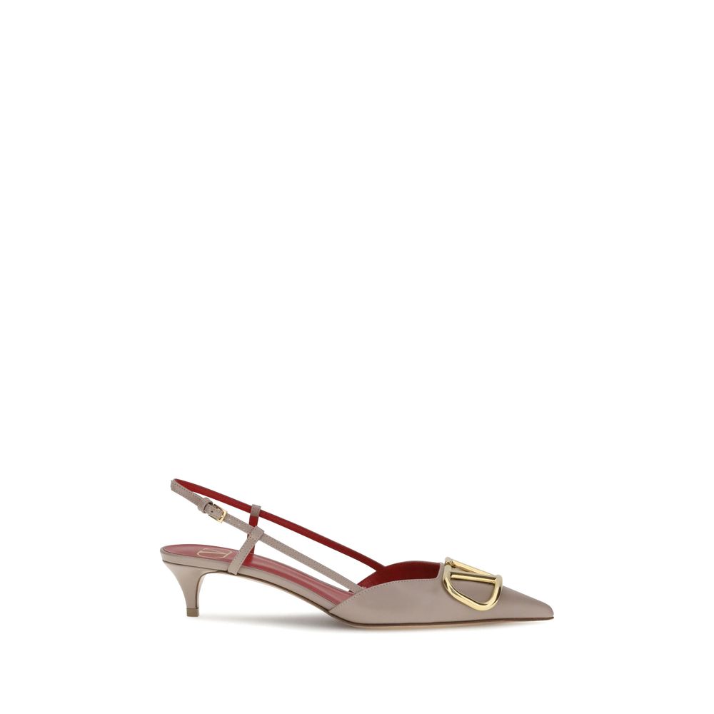 Valentino Garavani Vlogo Pumps Glam Steals