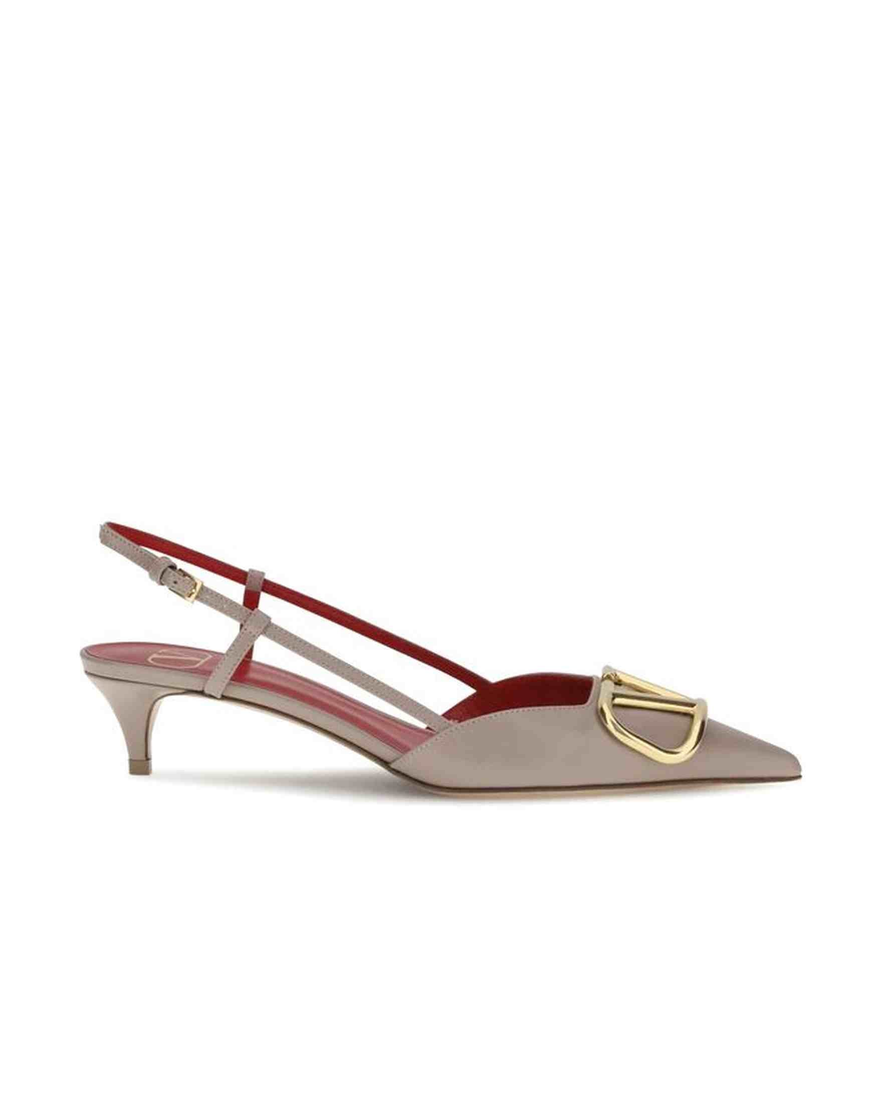 Valentino Garavani Vlogo Pumps Glam Steals