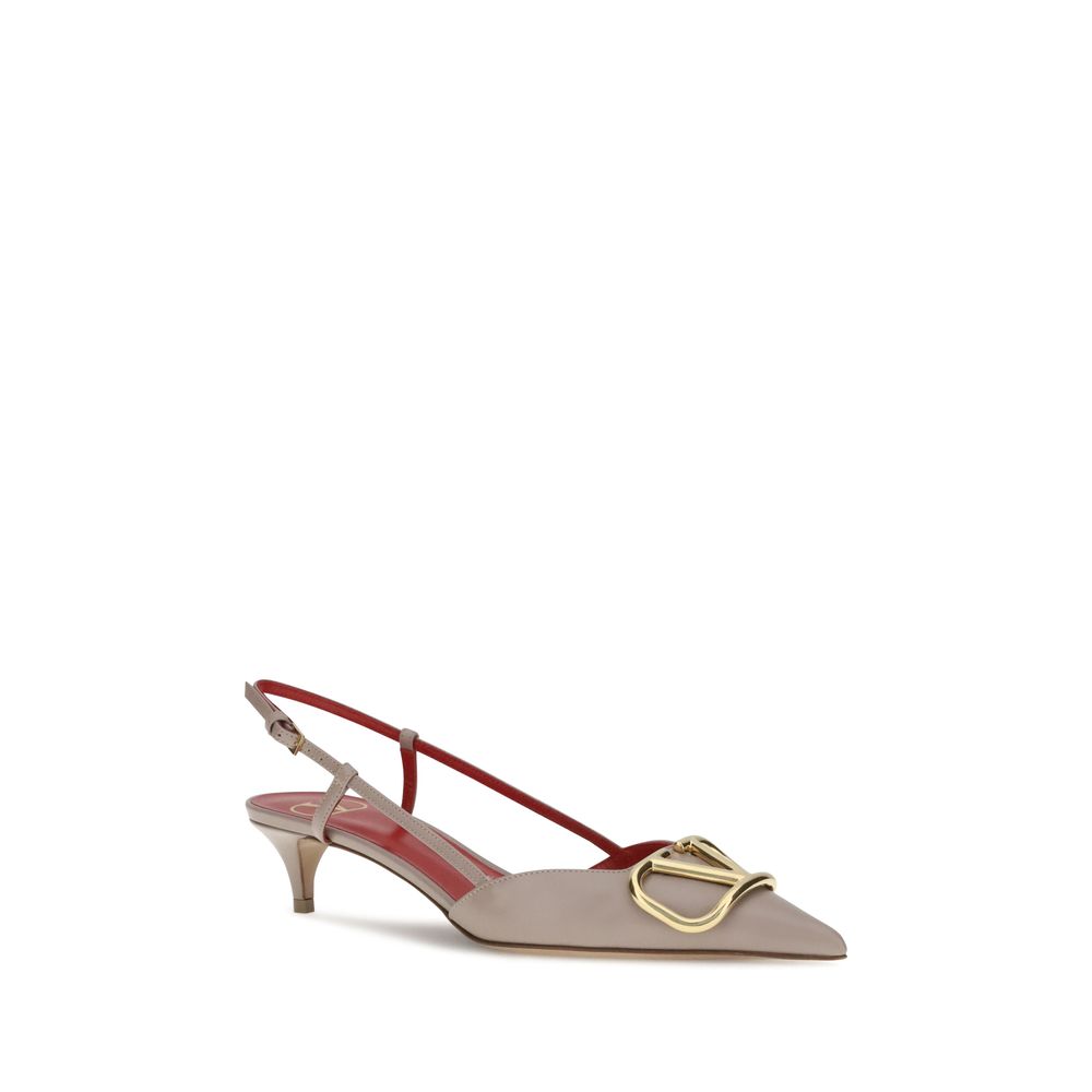 Valentino Garavani Vlogo Pumps Glam Steals