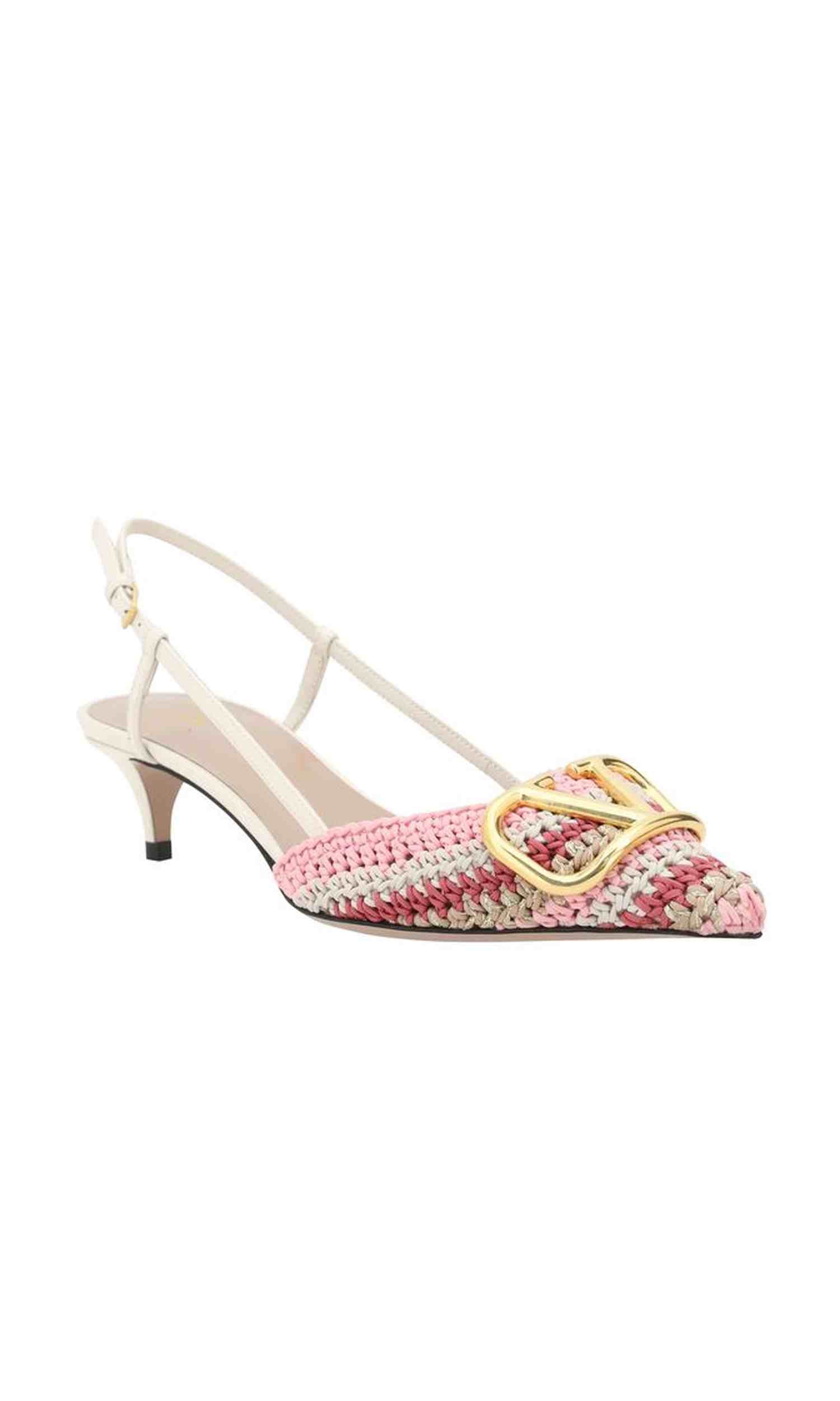 Valentino Garavani Vlogo Pumps Glam Steals