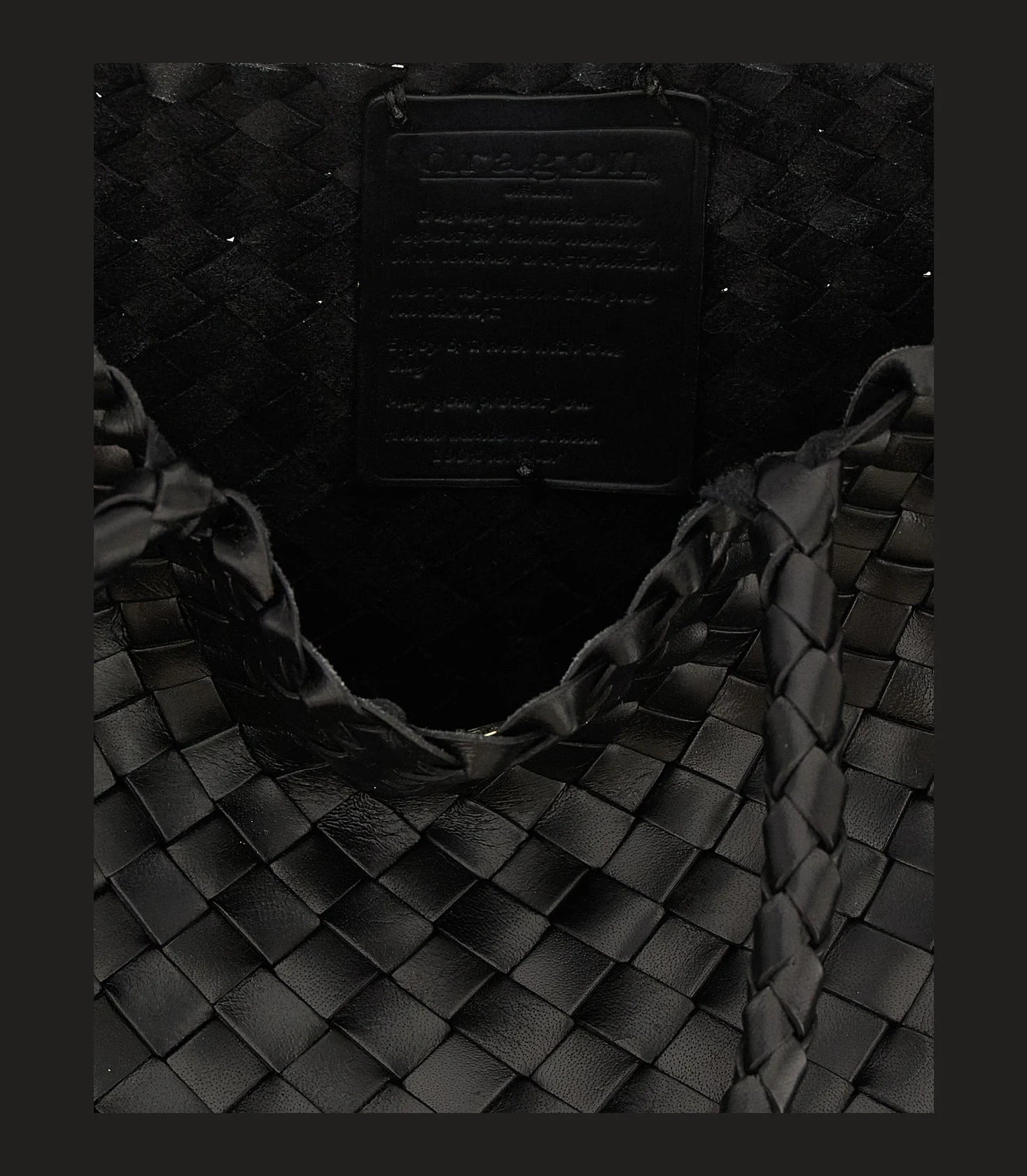 Dragon Diffusion Shoulder Bag in black, Calfskin Leather — view 4