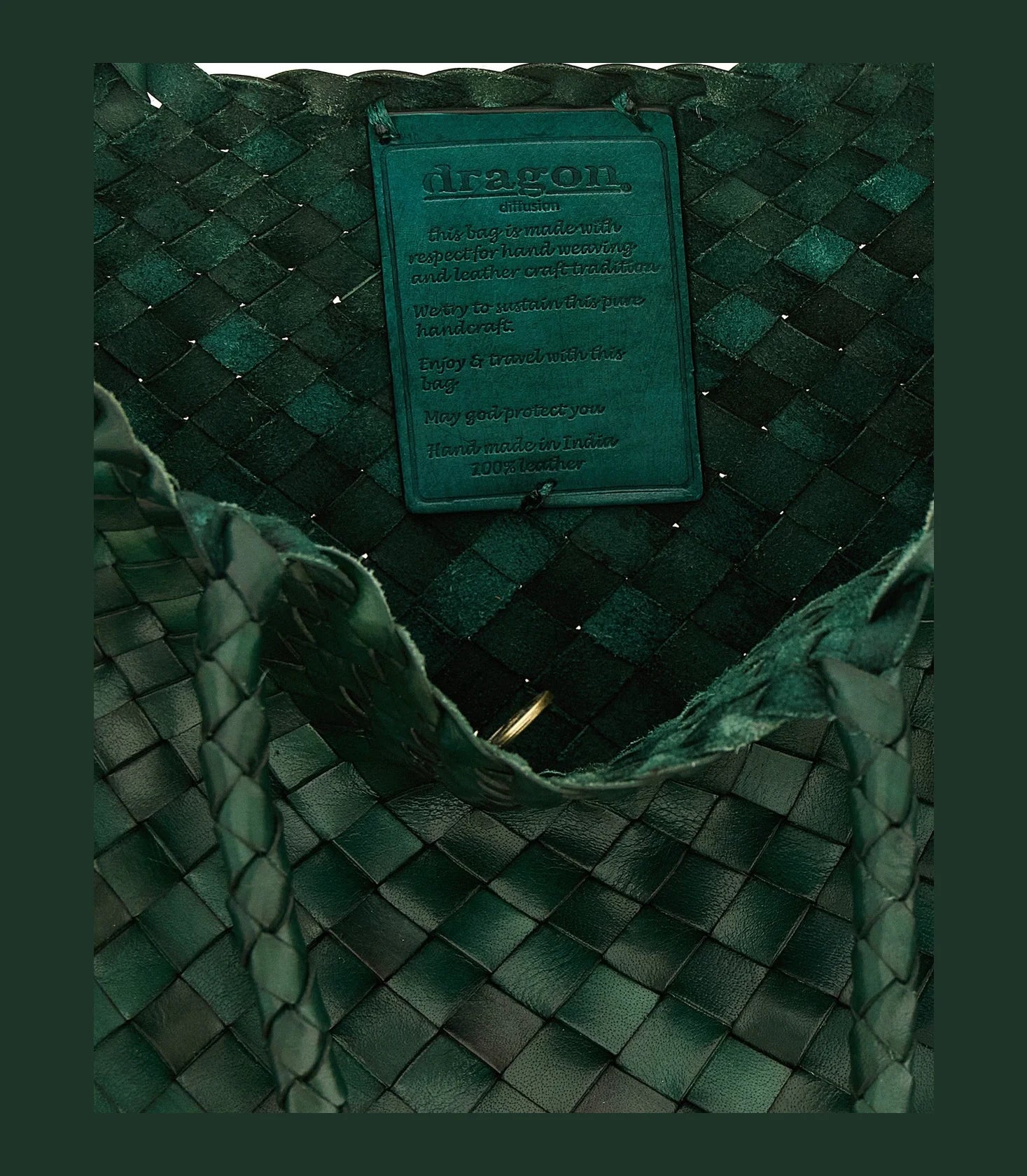 Dragon Diffusion Shoulder Bag in green, Calfskin Leather — view 4