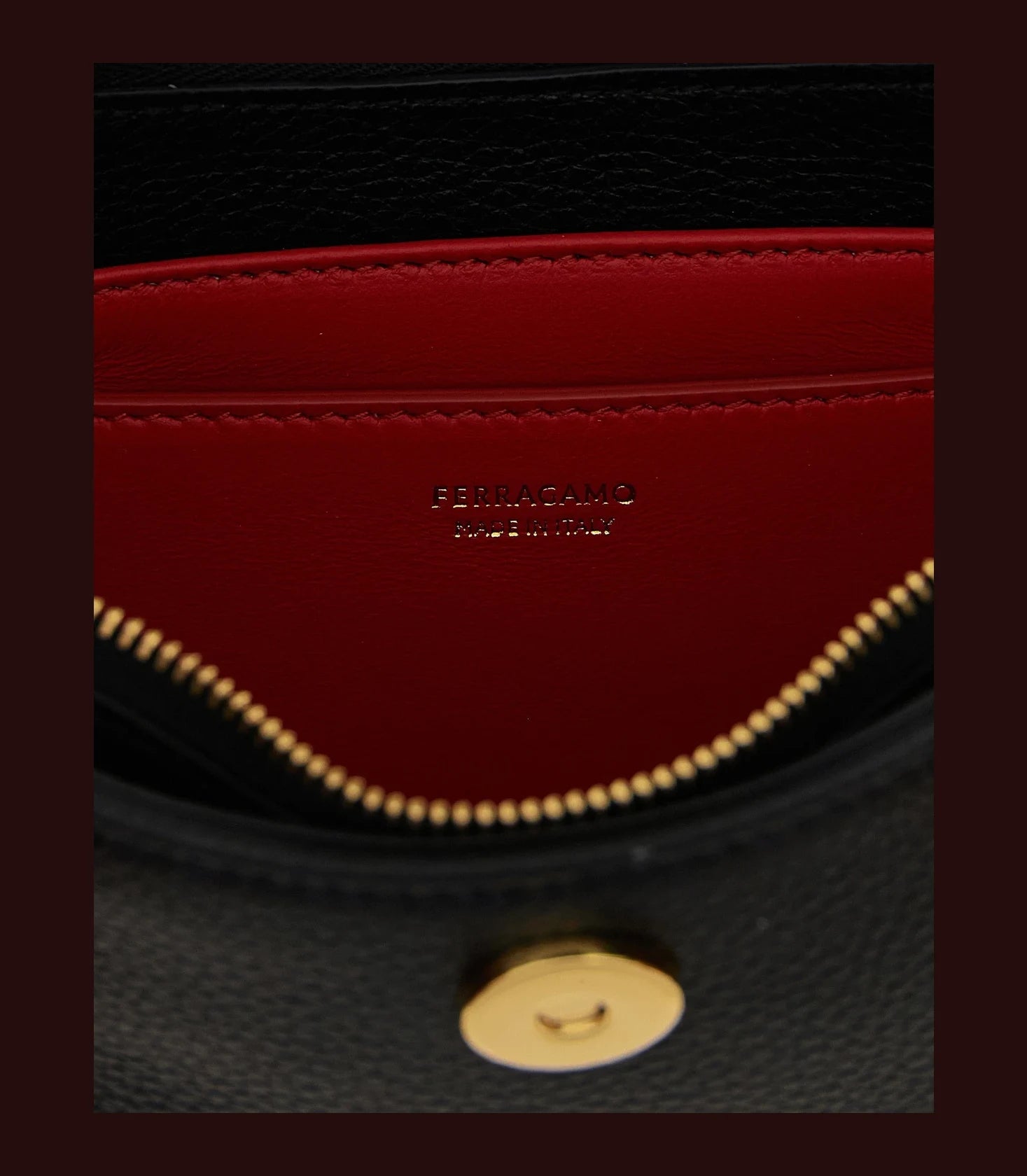 Ferragamo Shoulder Bag in black, Calfskin Leather — view 4