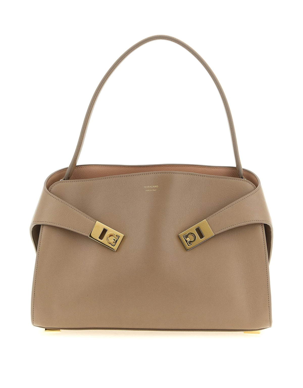 Ferragamo Shoulder Bag in pink, Calfskin Leather