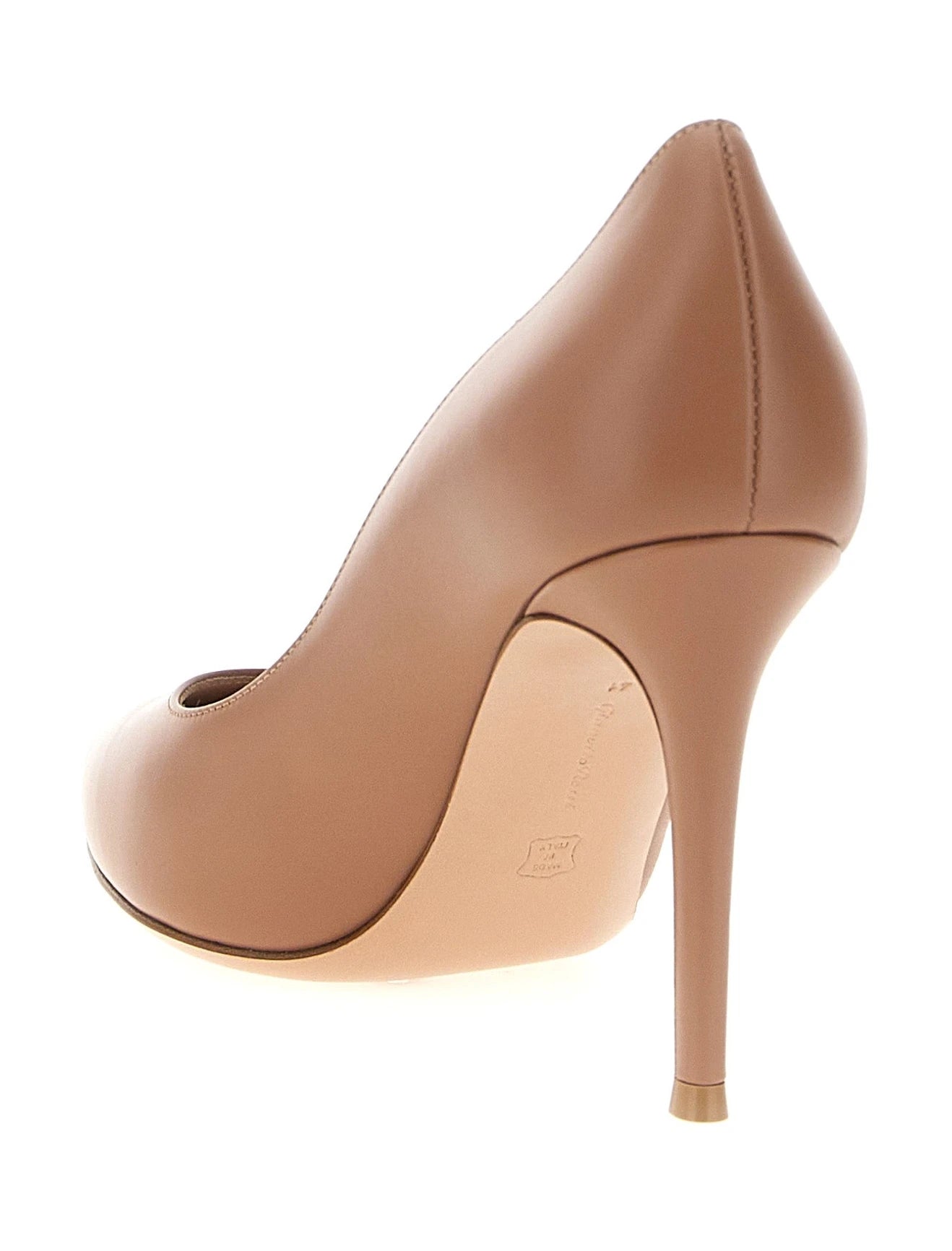 Gianvito Rossi Pumps in beige, Calf Leather — view 3