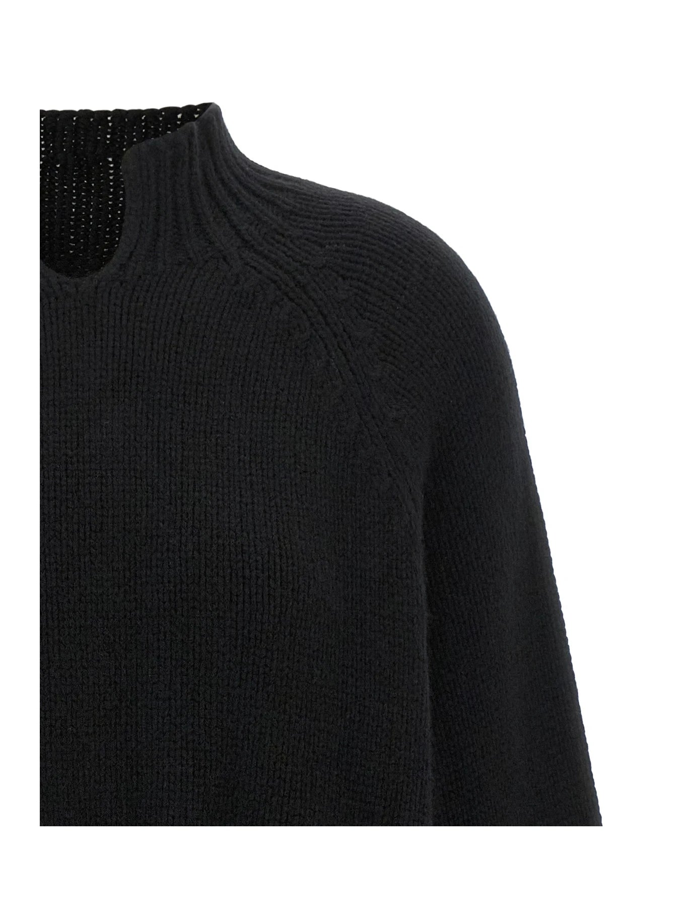 Khaite Sweater in black, Cashmere — view 3