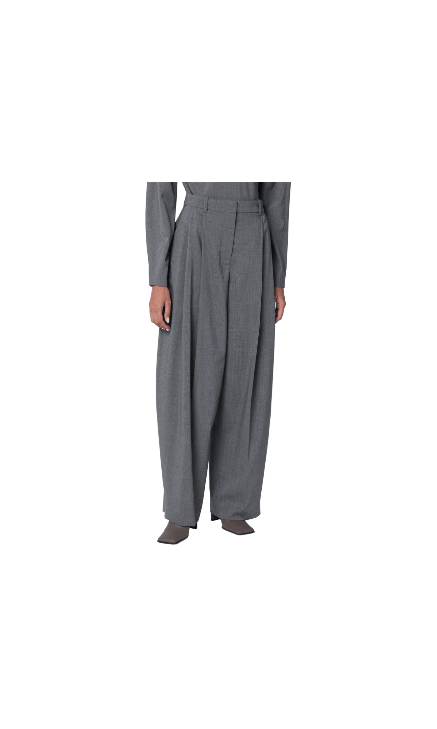 JACQUEMUS Grey pleated wool trousers Glam Steals