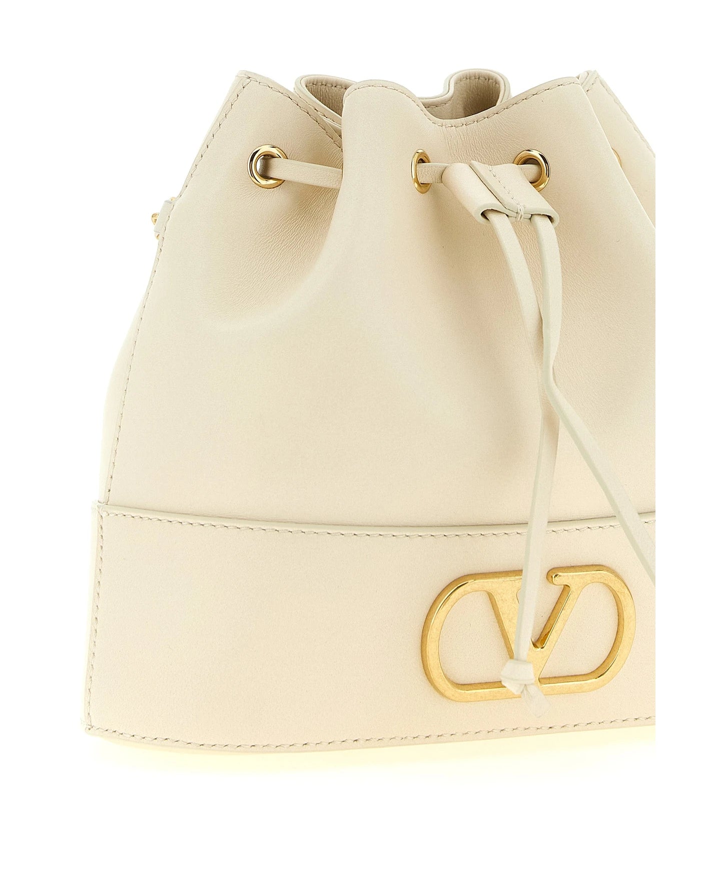 Valentino Garavani Bucket Bag in white, Lamb Leather — view 3