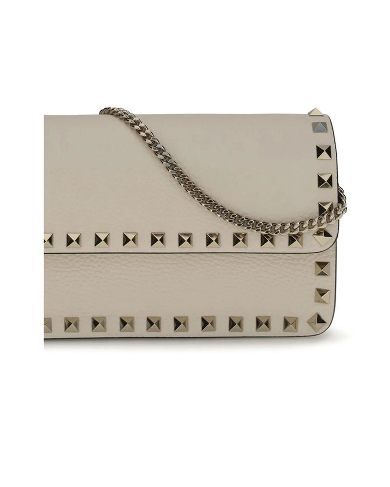 Valentino Garavani Clutch Bag in beige, Calf Leather — view 4