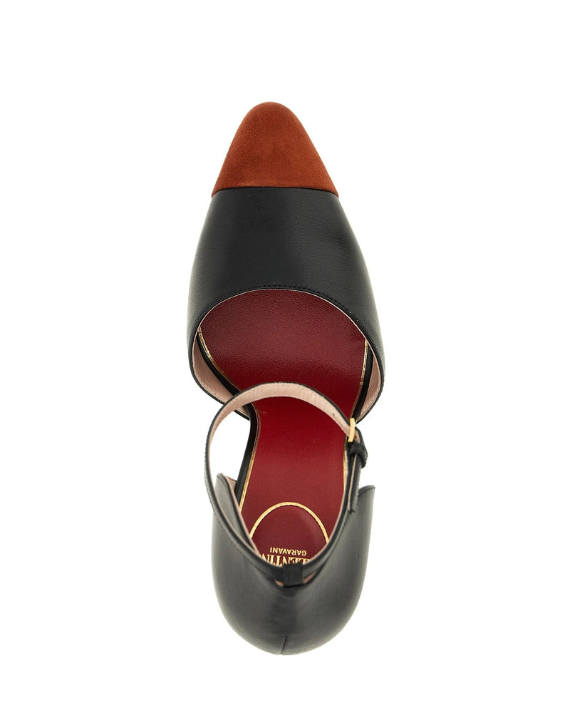 Valentino Garavani Pumps in black, Goat Leather — view 4