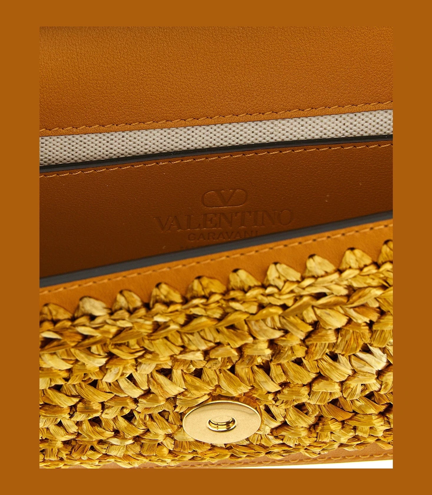 Valentino Garavani Shoulder Bag in gold, Viscose — view 4
